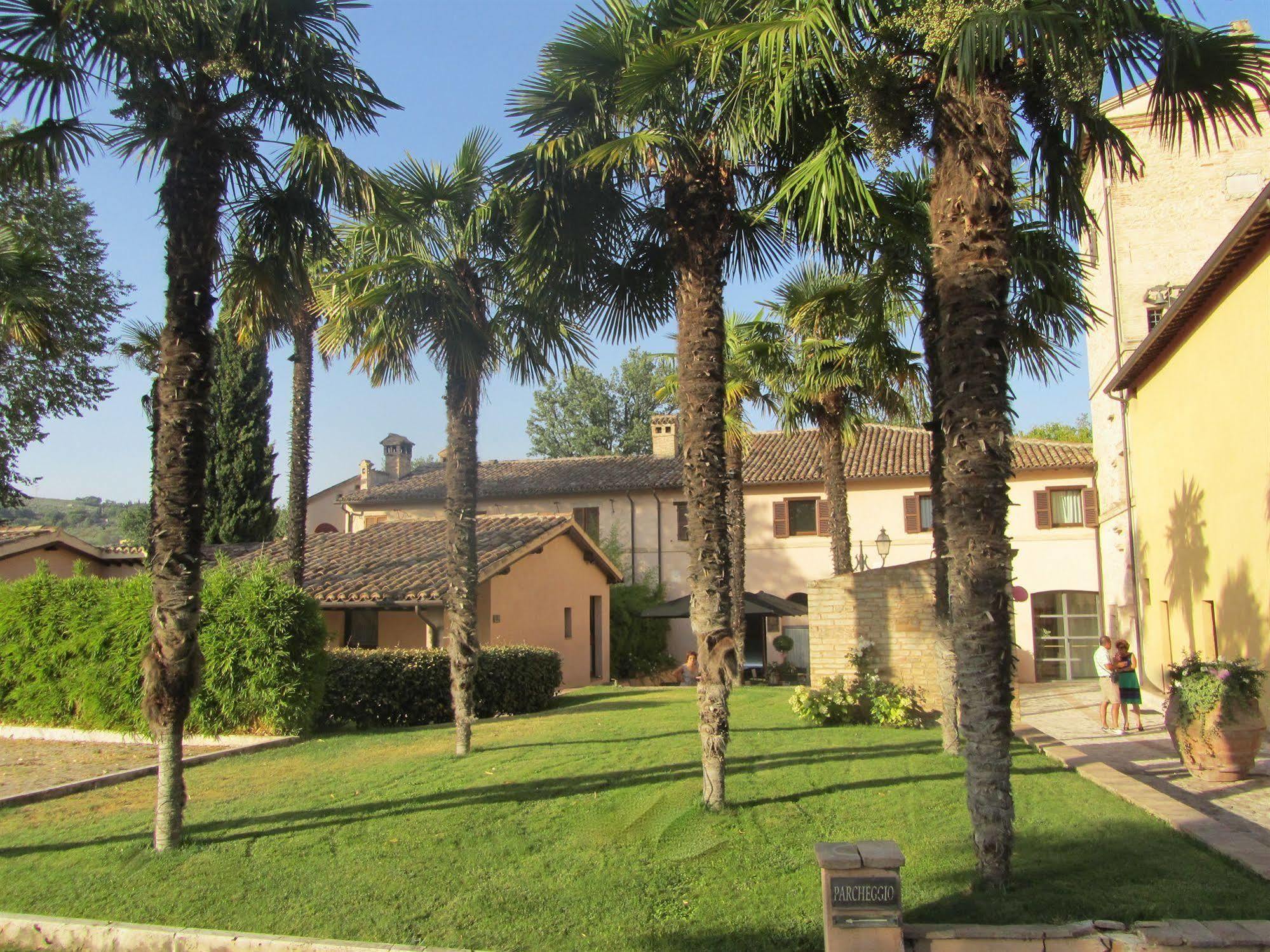 Casa Mancia Hotel Фолиньо Екстериор снимка