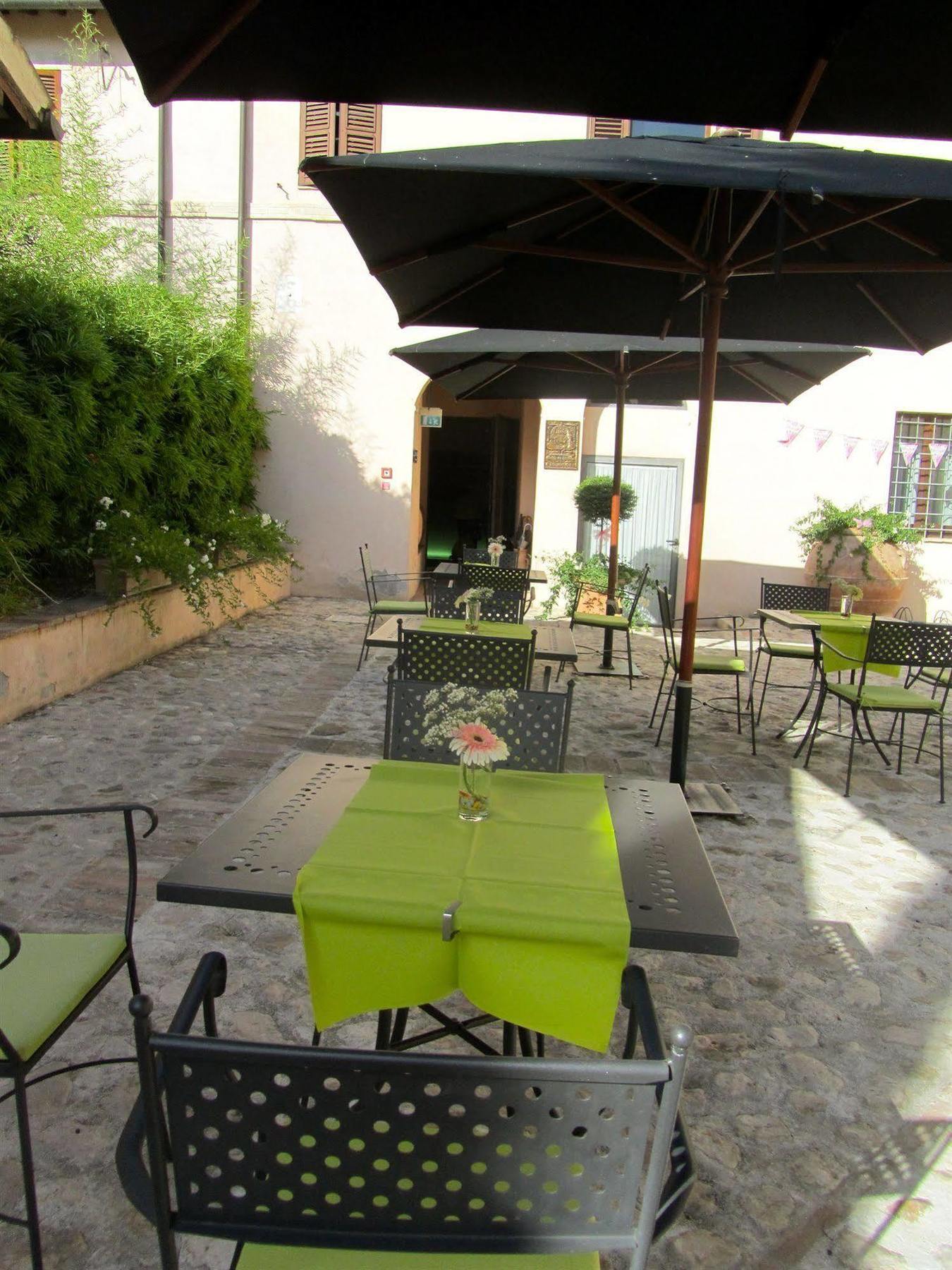 Casa Mancia Hotel Фолиньо Екстериор снимка