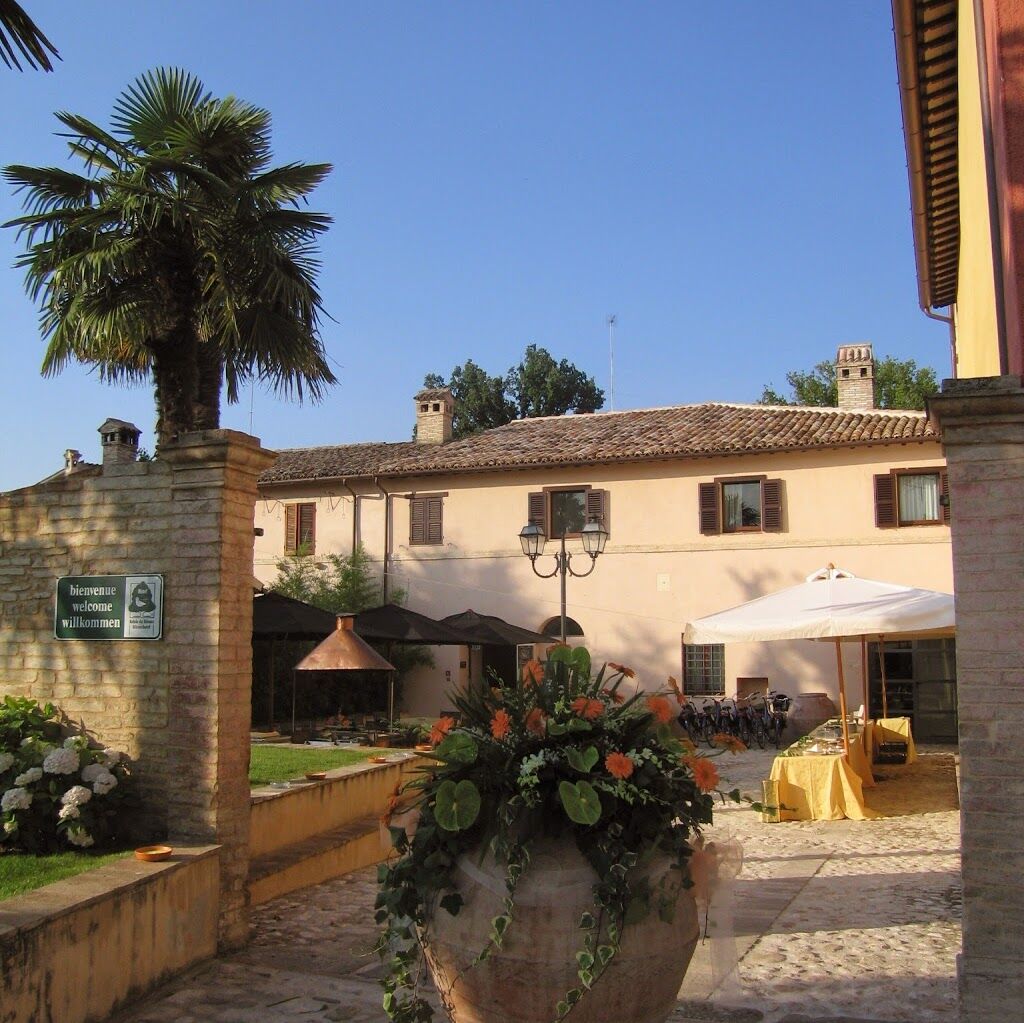 Casa Mancia Hotel Фолиньо Екстериор снимка